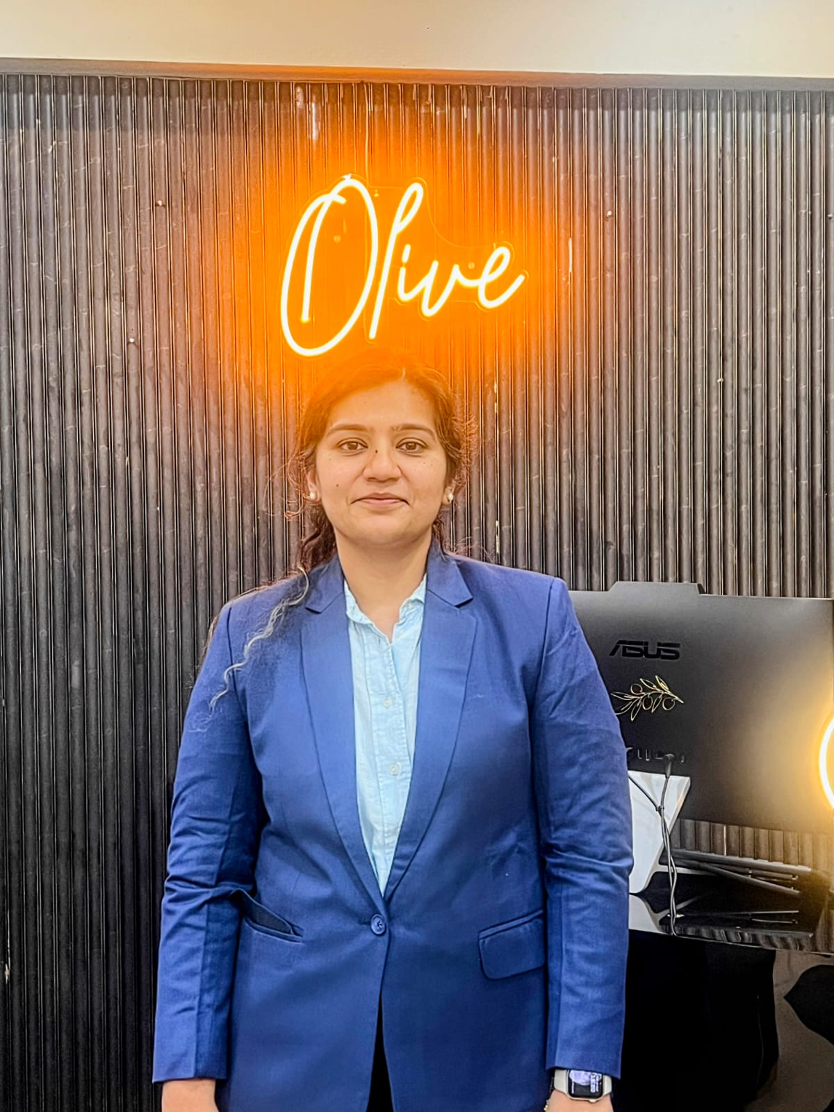 Dr. Disha Agarwal Jhunjhunwala - Orthodontist and Invisalign Provider in Kalighat, Kolkata